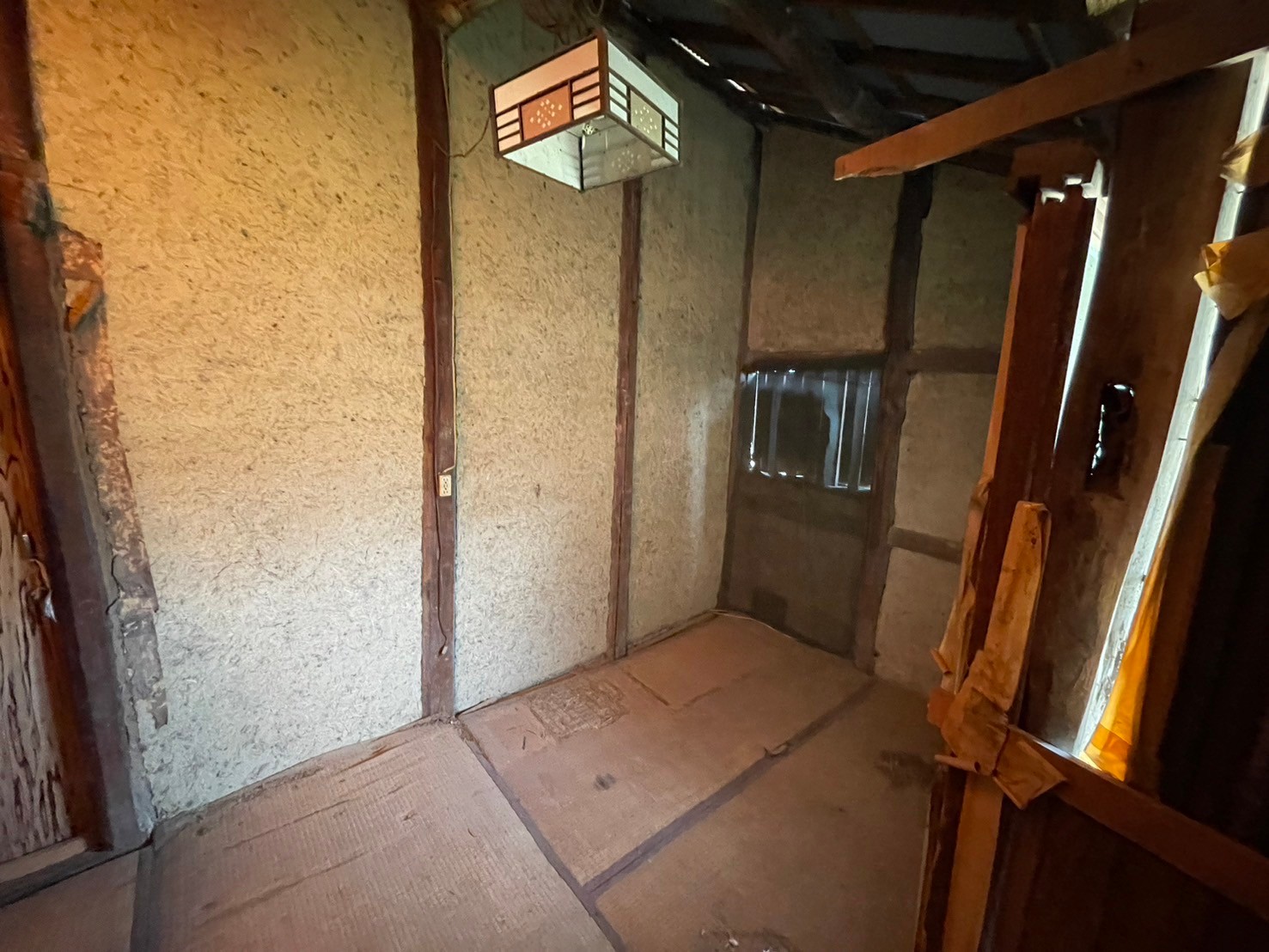 仲多度郡琴平町榎井の木造二階建て12