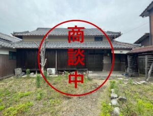 香川県仲多度郡琴平町榎井の木造二階建て